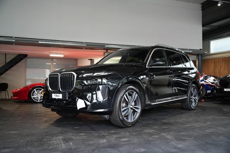 Gebraucht BMW X7 M Sport 380 PS (279 kW) 2023 SUV