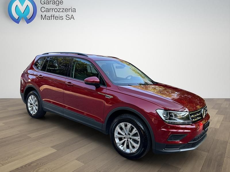 Gebraucht VW Tiguan Allspace Trendline 150 PS (110 kW) 2019 Rot SUV