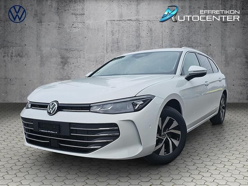 Weiss Neu 2025 VW Passat Business Kombi | CHF 46’800 (Guter Preis) - Bild 1/3