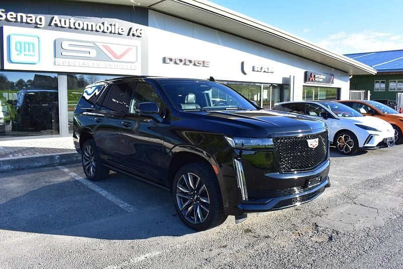 Gebraucht Cadillac Escalade 419 PS (308 kW) 2021 Schwarz SUV