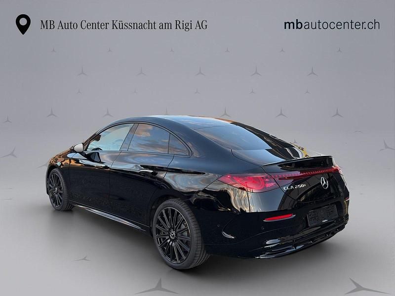 Neu Mercedes CLA 250+ AMG line 200 kW (272 PS) 2026 Schwarz Limousine