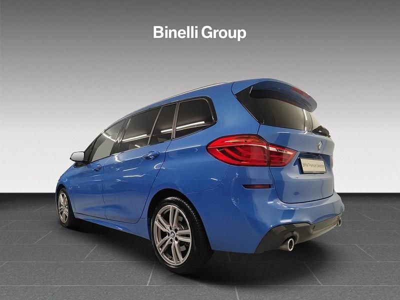 Gebraucht BMW 220 M Sport 190 PS (139 kW) 2022 Blau Van / Kleinbus