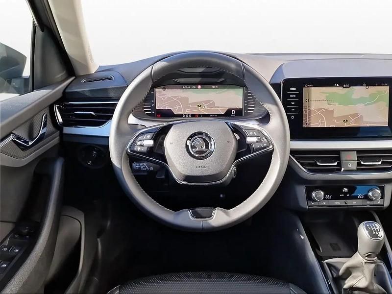 Gebraucht Skoda Kamiq Tour 110 PS (80 kW) 2025 Gray SUV