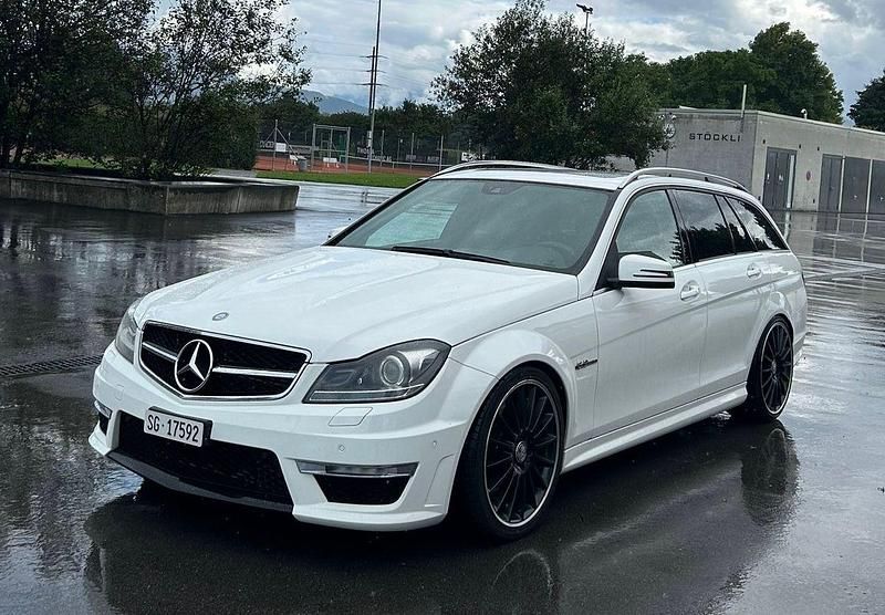 Gebraucht Mercedes C63 AMG Avantgarde 457 PS (336 kW) 2012