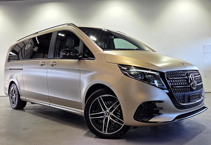 Gold Gebraucht 2024 Mercedes V300 Van / Kleinbus | CHF 79’900 (Teuer) - Bild 1/4