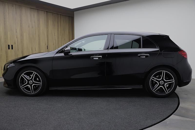 Gebraucht Mercedes A200 AMG line 150 PS (110 kW) 2024