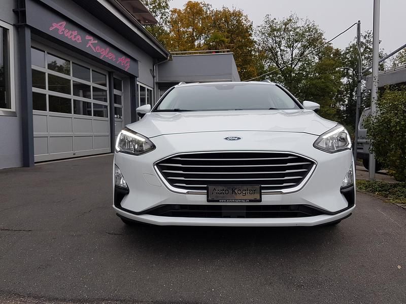 Gebraucht Ford Focus Cool & Connect 125 PS (91 kW) 2019