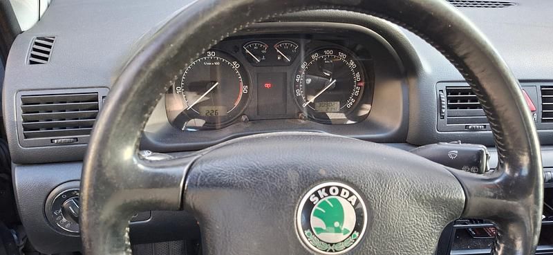 Gebraucht Skoda Octavia Tour 101 PS (74 kW) 2005