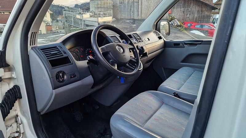 Gebraucht VW T5 131 PS (96 kW) 2008 Van