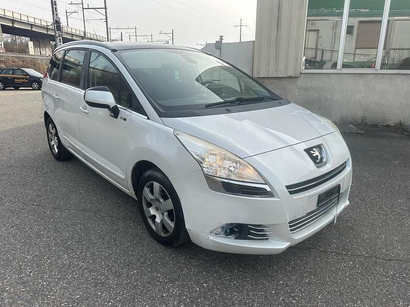 Gebraucht Peugeot 5008 156 PS (114 kW) 2014 Van / Kleinbus