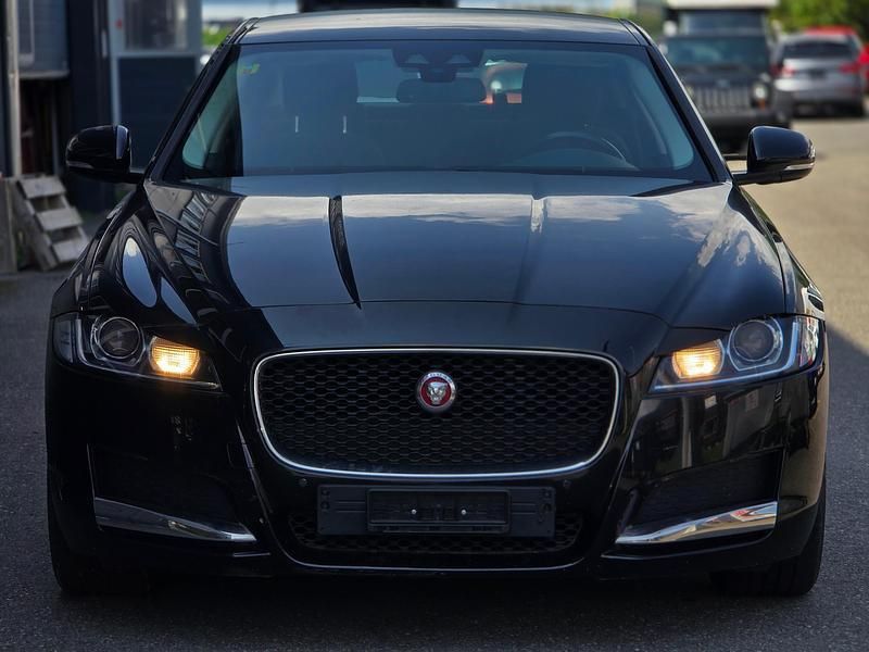 Gebraucht 2016 Jaguar XF Prestige Limousine | CHF 9’500 - Bild 1/4