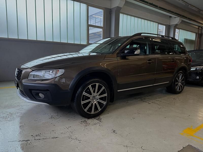 Gebraucht 2015 Volvo XC70 Momentum SUV | CHF 19’990 - Bild 1/4