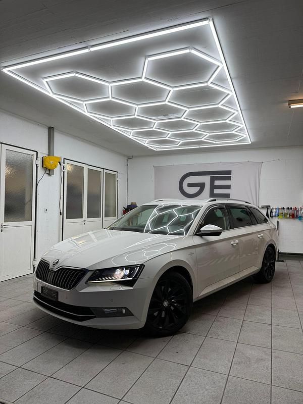 Gebraucht 2016 Skoda Superb LAURIN & KLEMENT Kombi | CHF 10’999 (Fairer Preis) - Bild 1/4