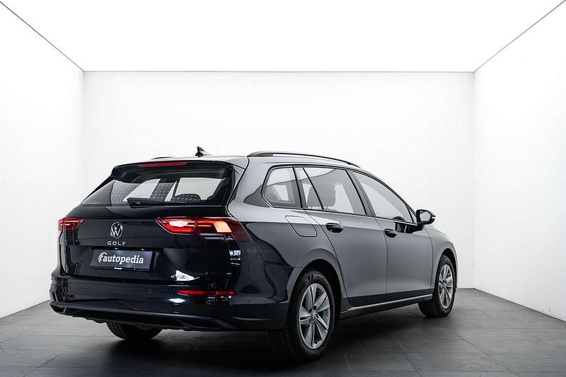 Gebraucht VW Golf VIII Life 130 PS (95 kW) 2023 Kombi