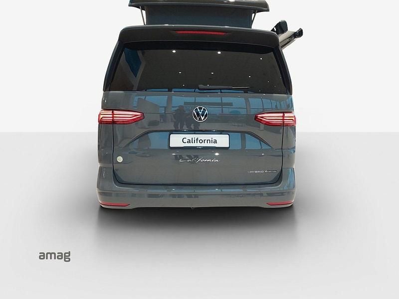 Neu VW California California 177 PS (130 kW) 2025 Pure grey (lh7j) / dach in deep black perleffekt (lc9x) Van