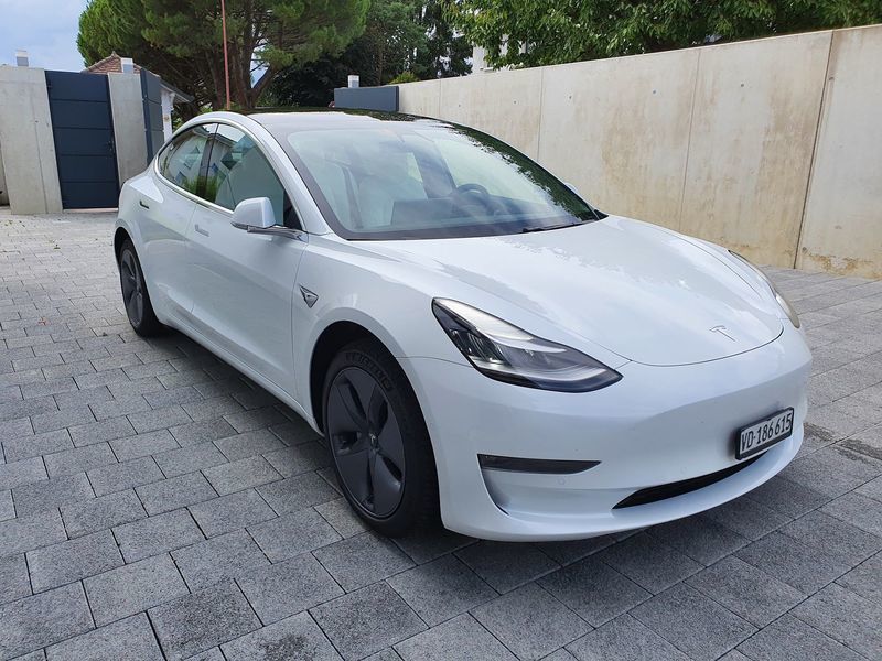 Verkauft Tesla Model 3 Long Range Dual., gebraucht 2019, 8.956 km in Bern