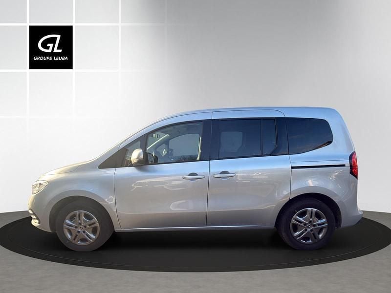 Gebraucht Mercedes 180 116 PS (85 kW) 2024 Grau Limousine