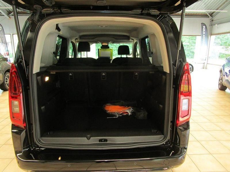 Neu Toyota Proace Verso City 100 kW (136 PS) 2025 Kombi