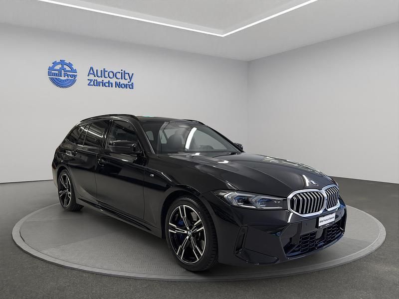 Gebraucht BMW 330 Shadowline 292 PS (214 kW) 2024 Schwarz Kombi