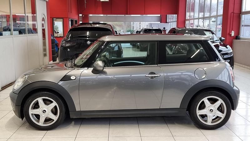 Gebraucht Mini Cooper 120 PS (88 kW) 2009 Kleinwagen