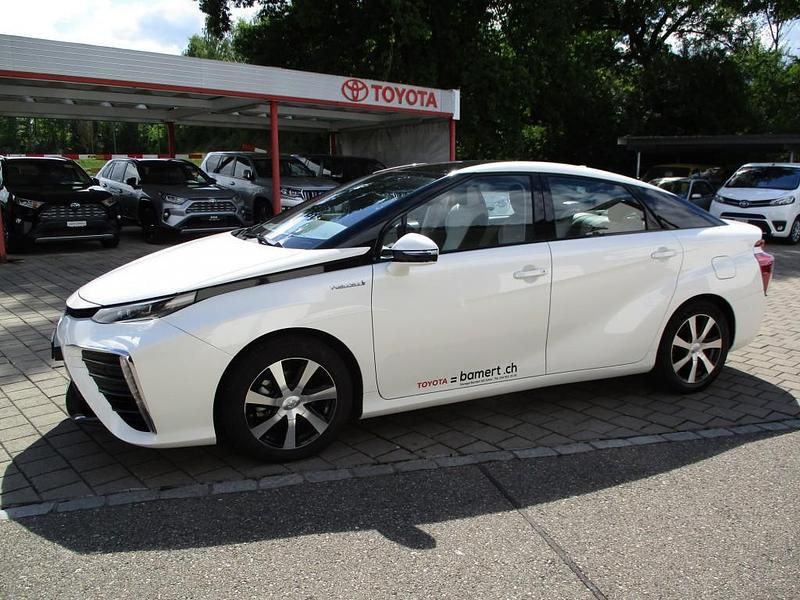 Gebraucht Toyota Mirai Premium 154 PS (113 kW) 2025 Weiss Limousine