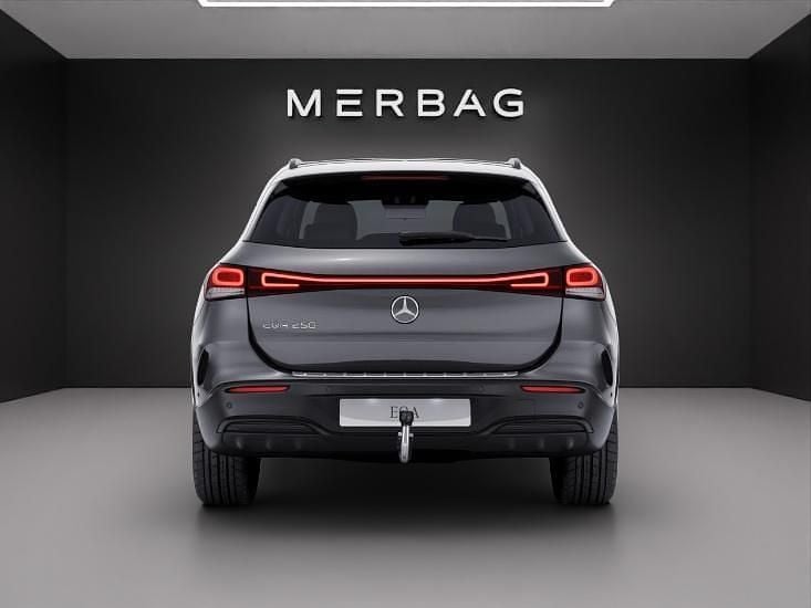 Gebraucht Mercedes EQA250 139 kW (190 PS) 2023 Grau SUV