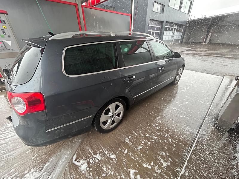 Gebraucht VW Passat 250 PS (183 kW) 2008 Kombi