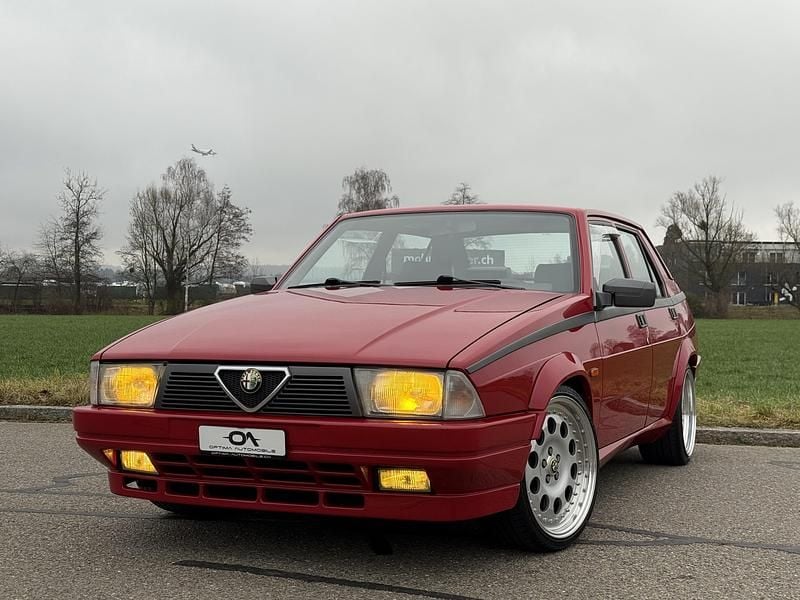 Gebraucht 1991 Alfa Romeo 75 Super Limousine | CHF 18’888 - Bild 1/4