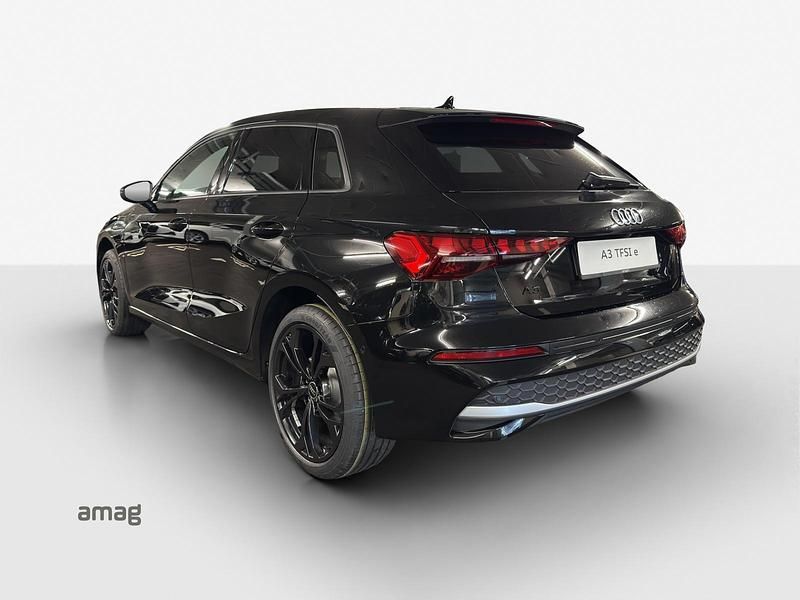 Gebraucht Audi A3 Sportback e-tron Attraction 272 PS (200 kW) 2025 Kleinwagen