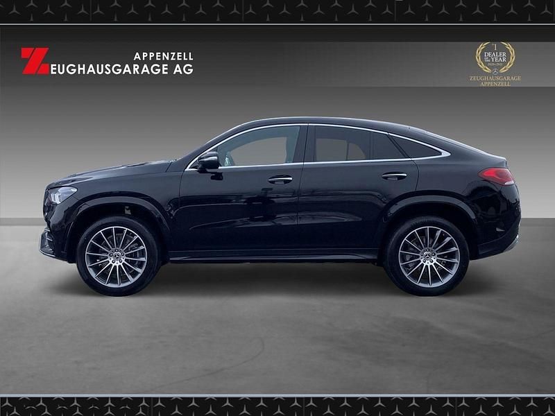 Gebraucht Mercedes GLE300 272 PS (200 kW) 2023 Schwarz Coupé