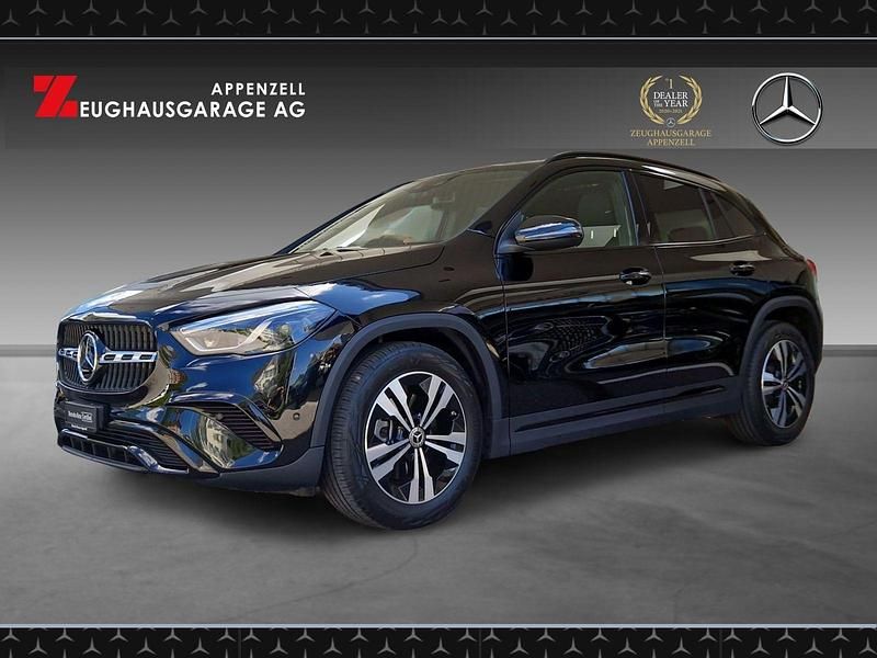 Gebraucht Mercedes GLA250 224 PS (164 kW) 2023 Schwarz SUV