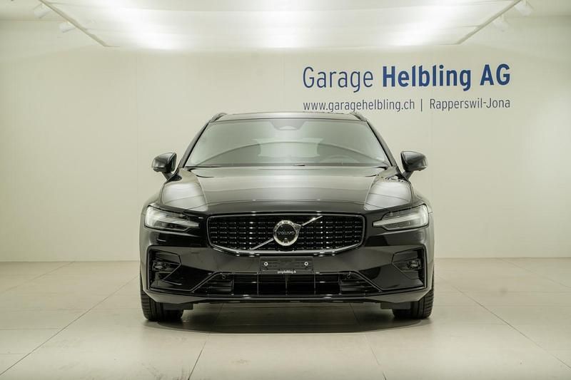 Gebraucht Volvo V60 Ultimate 197 PS (144 kW) 2024 Kombi