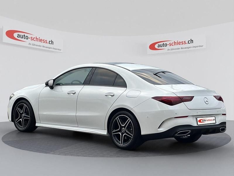 Gebraucht Mercedes CLA200 AMG line 163 PS (119 kW) 2025 Limousine