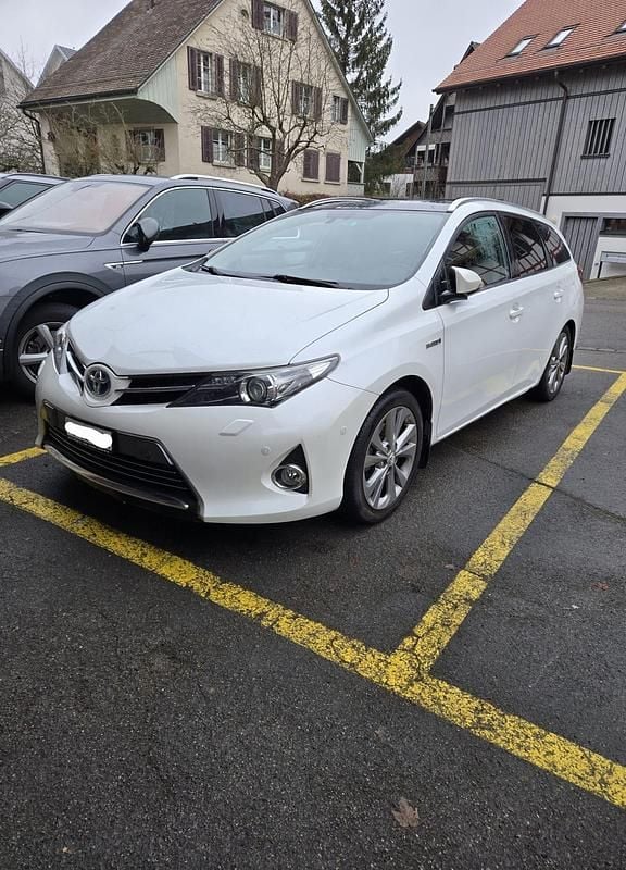 Gebraucht Toyota Auris Touring Sports Sol 136 PS (100 kW) 2014 Kombi