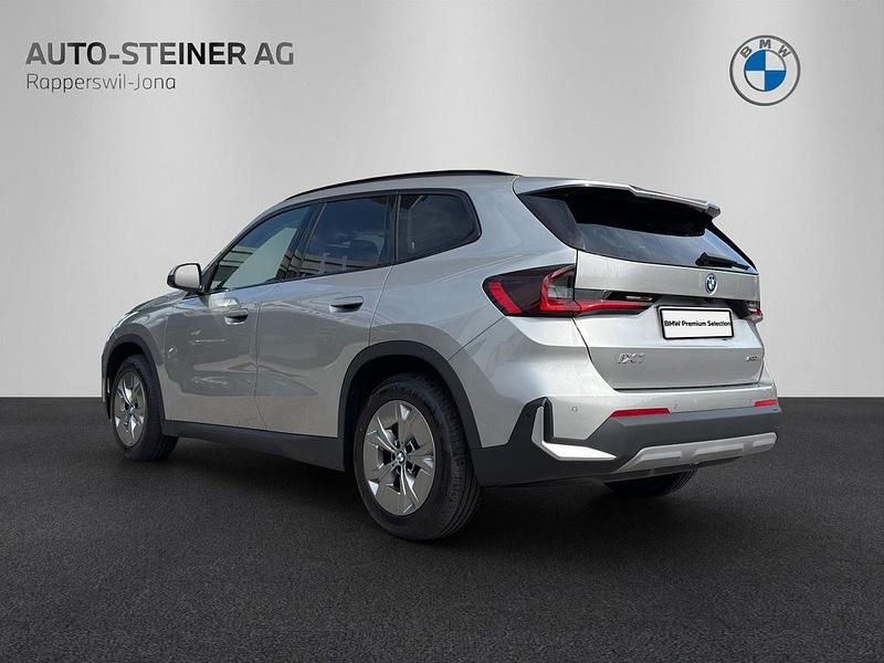 Neu BMW iX1 Shadowline 150 kW (204 PS) 2025 SUV