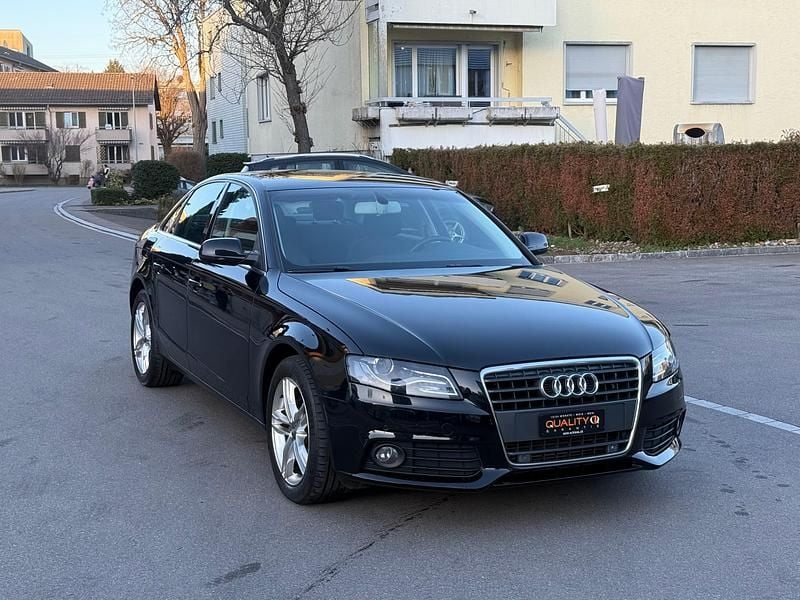 Gebraucht Audi A4 160 PS (117 kW) 2010 Limousine
