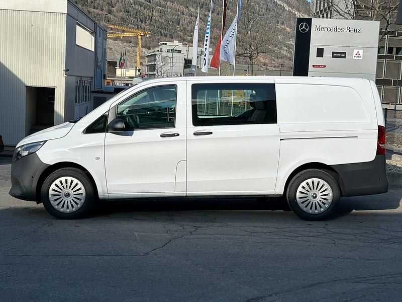 Neu Mercedes Vito 190 PS (139 kW) 2025 Van