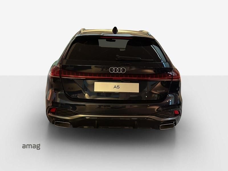 Neu Audi A5 Ambiente 204 PS (150 kW) 2025 Firmamentblau metallic Coupé