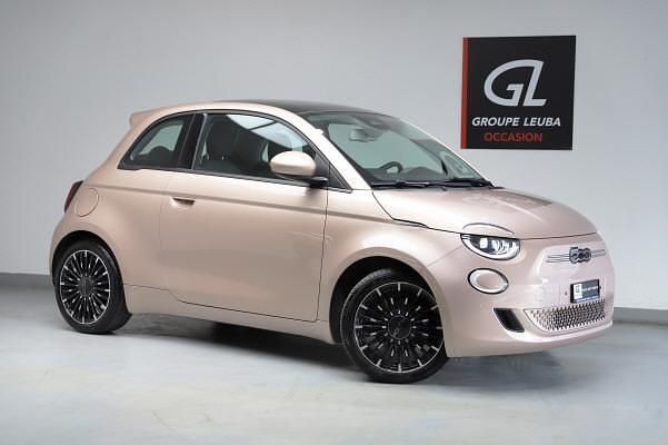 Rosa Gebraucht 2022 Fiat 500e Limousine | CHF 15’500 (Fairer Preis) - Bild 1/4