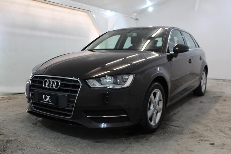 Gebraucht Audi A3 Attraction 122 PS (89 kW) 2013 Limousine