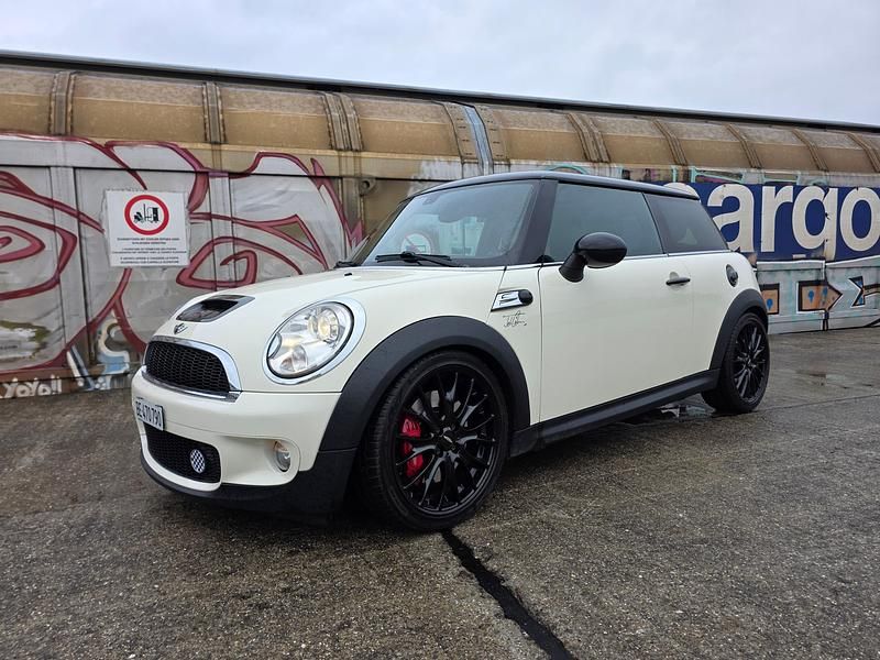 Gebraucht Mini John Cooper Works 211 PS (155 kW) 2009 Kleinwagen