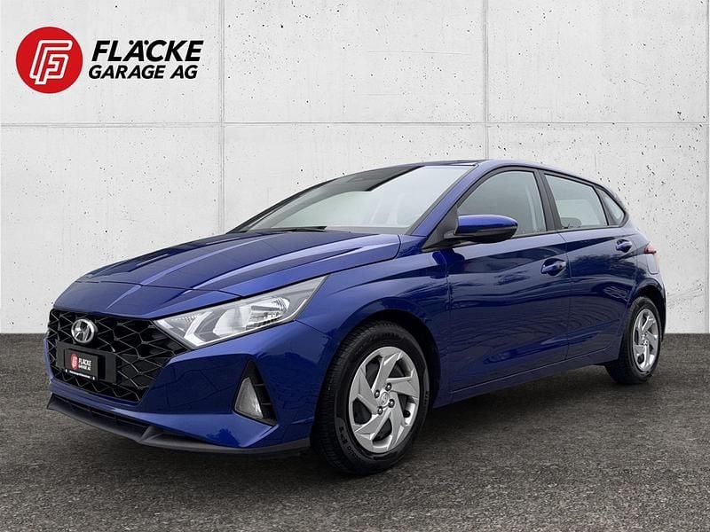 Blau Gebraucht 2021 Hyundai i20 Kleinwagen | CHF 15’600 (Etwas zu teuer) - Bild 1/4