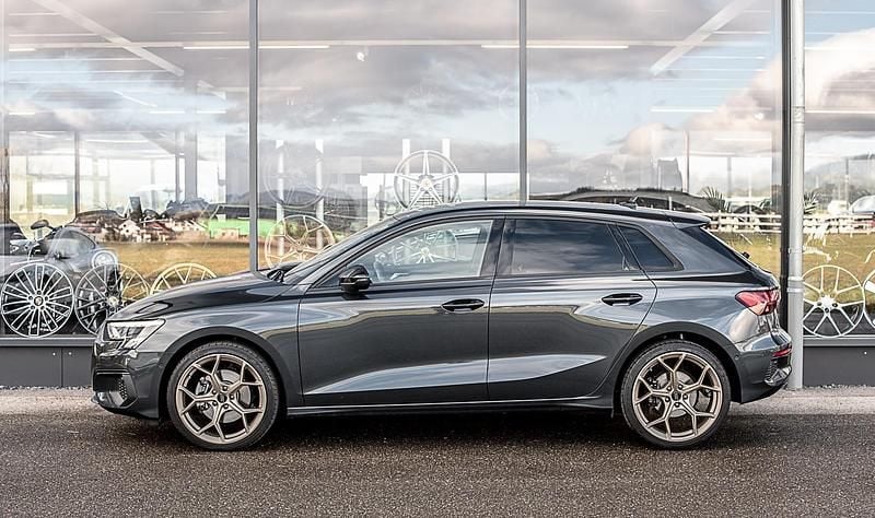 Gebraucht Audi A3 Sportback e-tron Attraction 150 PS (110 kW) 2021 Kleinwagen