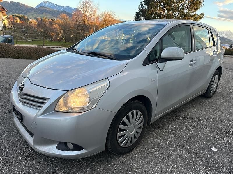 Gebraucht 2010 Toyota Verso Terra Van / Kleinbus | CHF 3’700 (Fairer Preis) - Bild 1/4