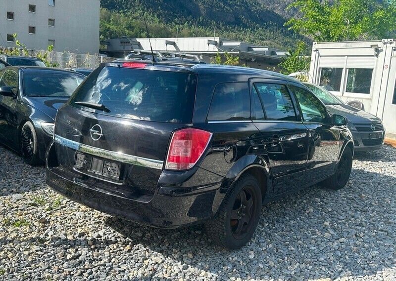 Gebraucht Opel Astra 115 PS (84 kW) 2008