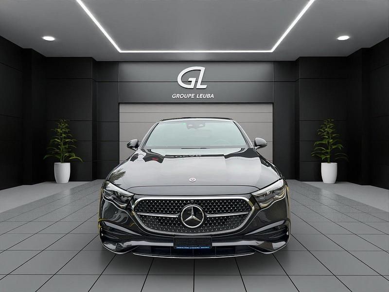 Gebraucht Mercedes E220 AMG line 200 PS (147 kW) 2023 Grau Limousine