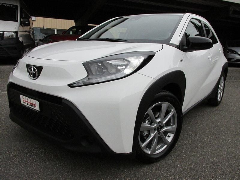 Gebraucht Toyota Aygo X Comfort 72 PS (52 kW) 2024 SUV