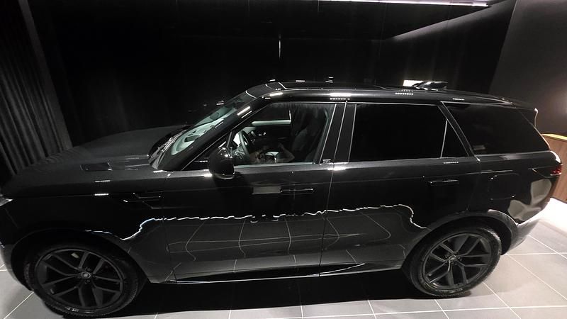 Neu Land Rover Range Rover Sport SE Dynamic 460 PS (338 kW) 2025 Schwarz SUV