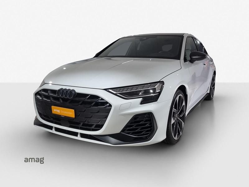 Weiss Gebraucht 2024 Audi S3 Ambiente Limousine | CHF 47’600 - Bild 1/4