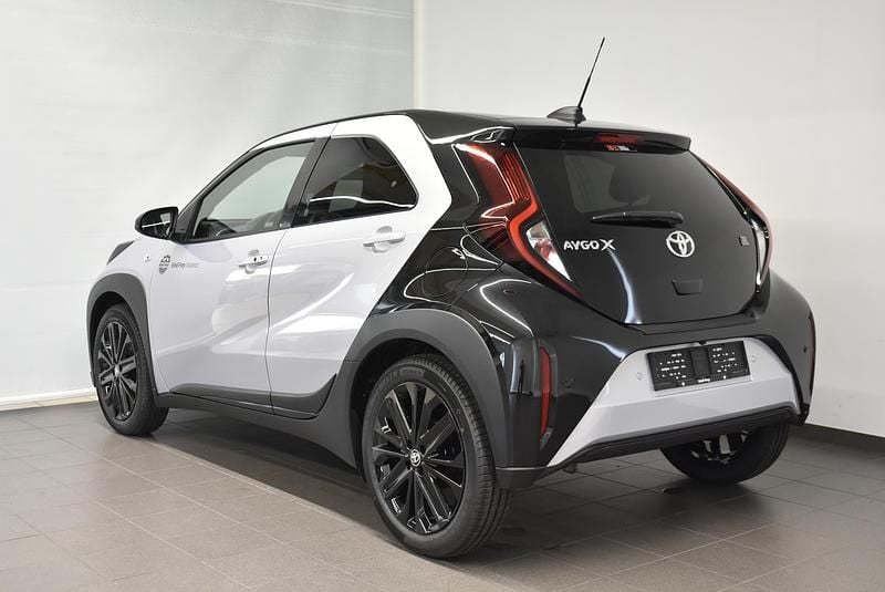 Gebraucht Toyota Aygo X Edition 72 PS (52 kW) 2025 Silber SUV
